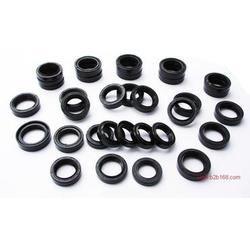 博山老齡膠塑制品廠 專注品質，橡膠托輥與五金工具的專業制造商